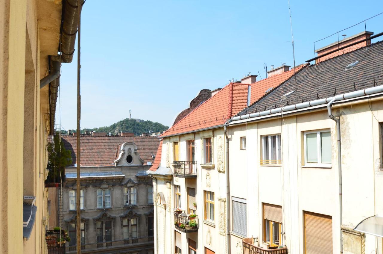 Lonyay Gellert View 2Br Apartman Budapest Kültér fotó